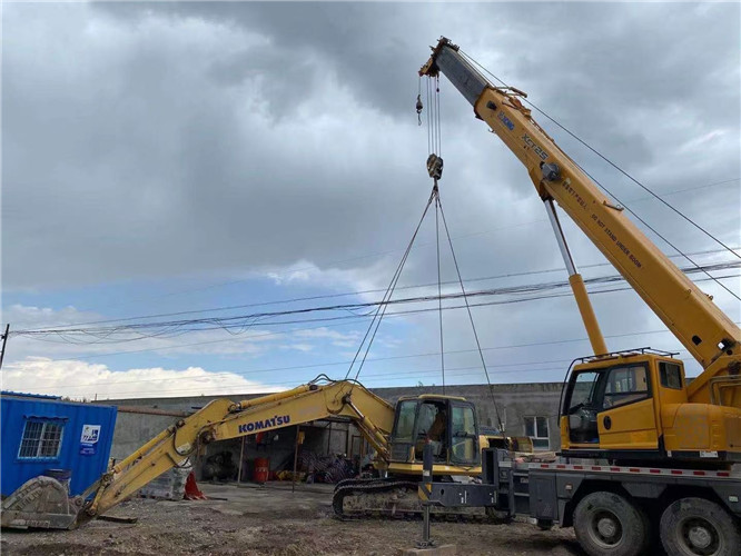 兴国县25吨吊车的工作半径是多少？